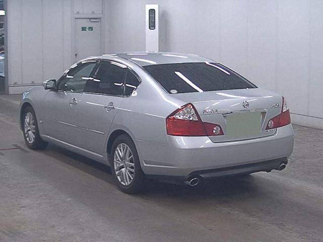 Nissan fuga 2006
