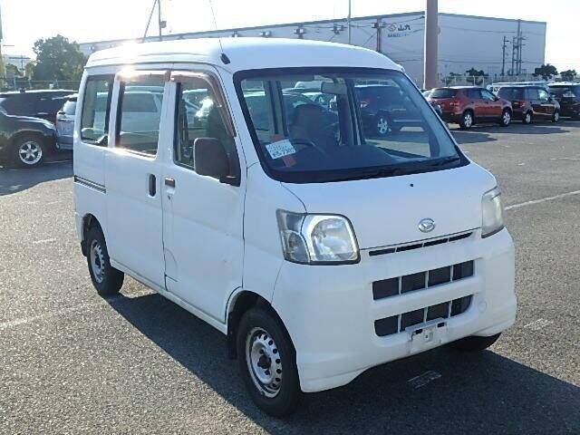 Hijet cargo машина