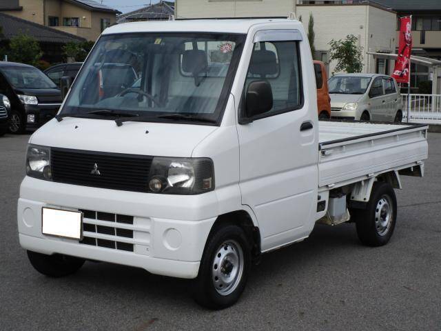 Mitsubishi minicab truck
