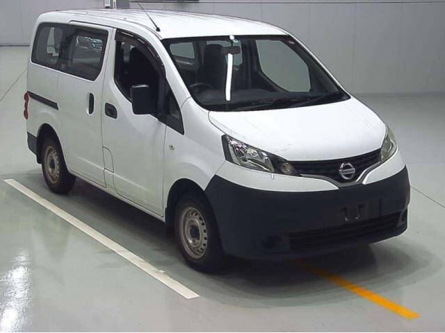 2015 nissan van