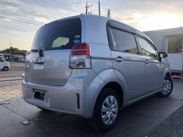 Toyota spade 2014