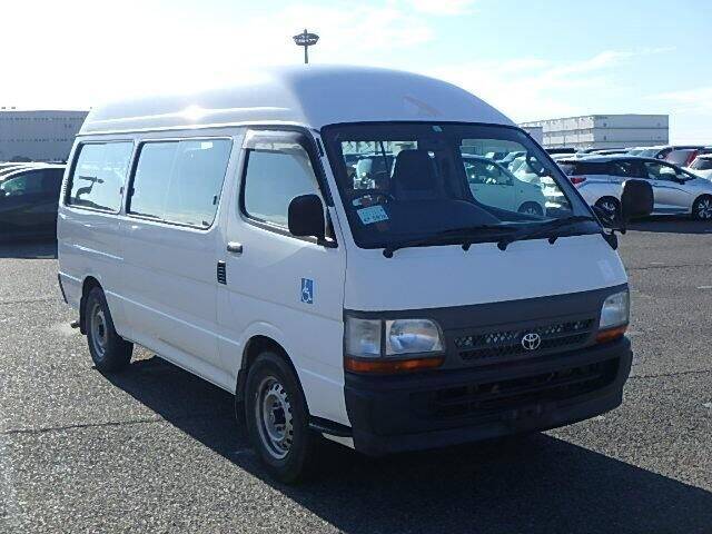 toyota hiace commuter 2004 for sale