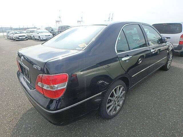Toyota brevis 2003