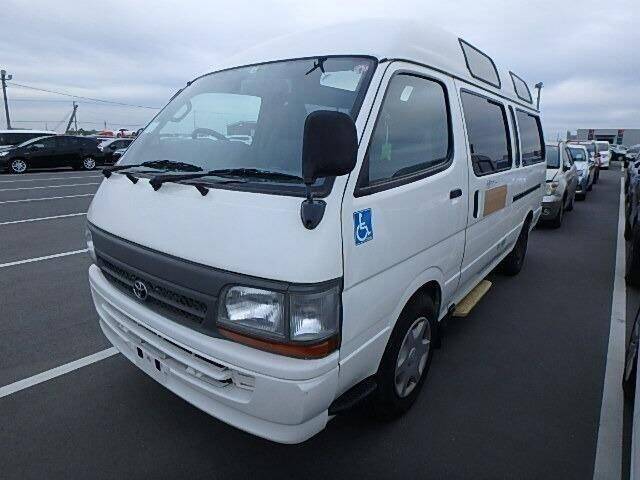 toyota hiace commuter 2004 for sale