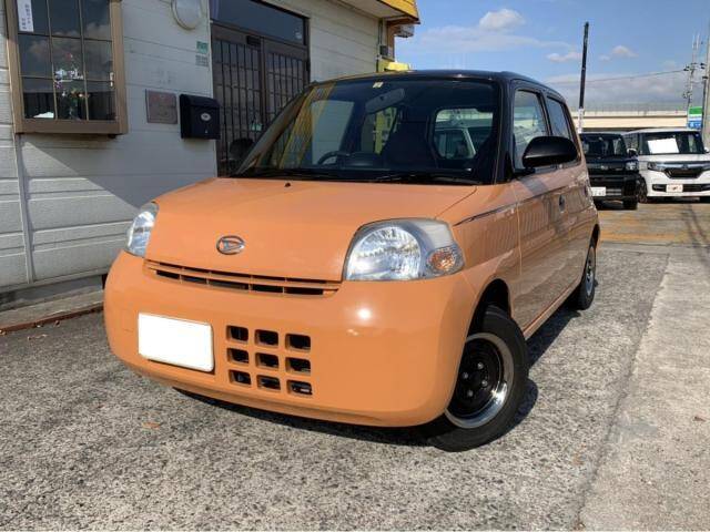 Daihatsu esse 2010