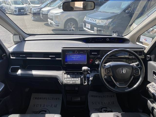 2015 HONDA STEPWAGON  Ref No.0120482693  Used Cars for Sale 