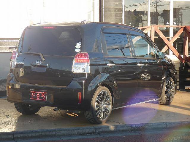 Toyota spade 2013