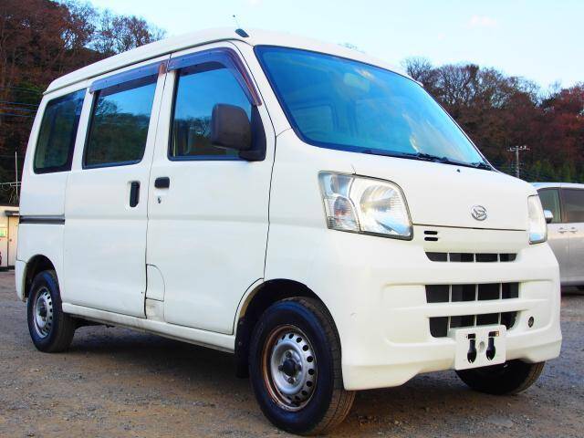 Hijet cargo машина