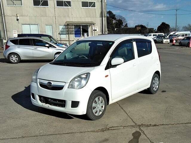 Daihatsu mira 2012