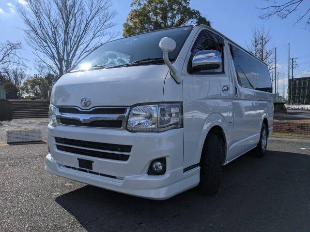 2010 toyota van for sale
