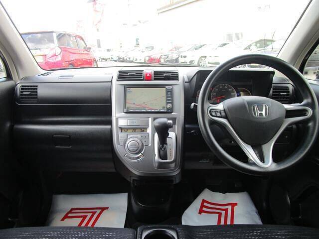Honda zest 2009