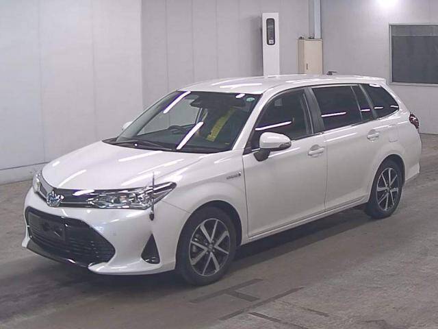 Toyota corolla fielder 2018