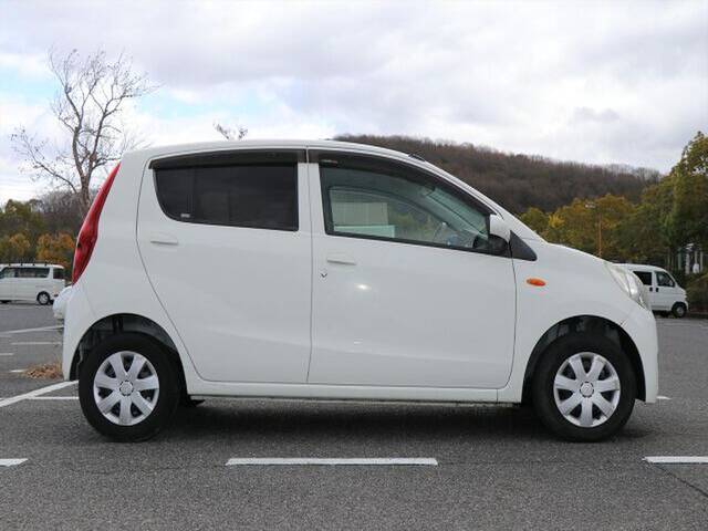 Daihatsu mira 2011