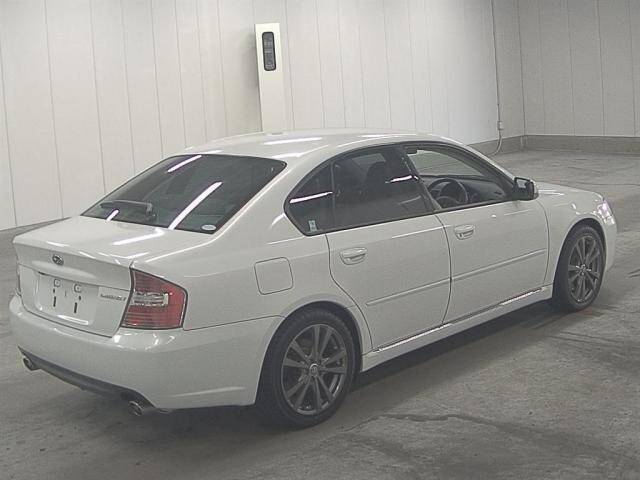 Subaru legacy b4 2004