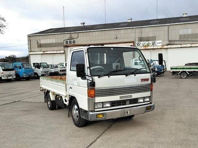 Mazda titan 1990