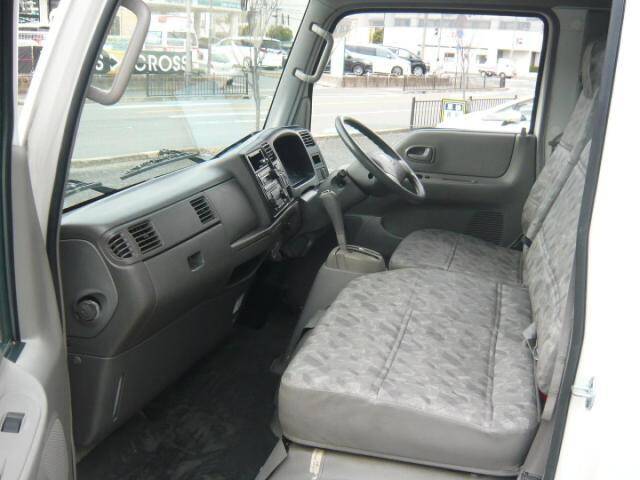 Mazda titan dash