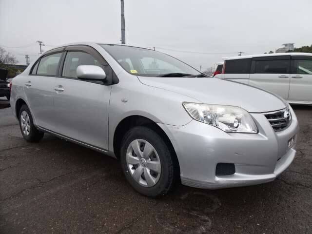 Toyota corolla axio 2010