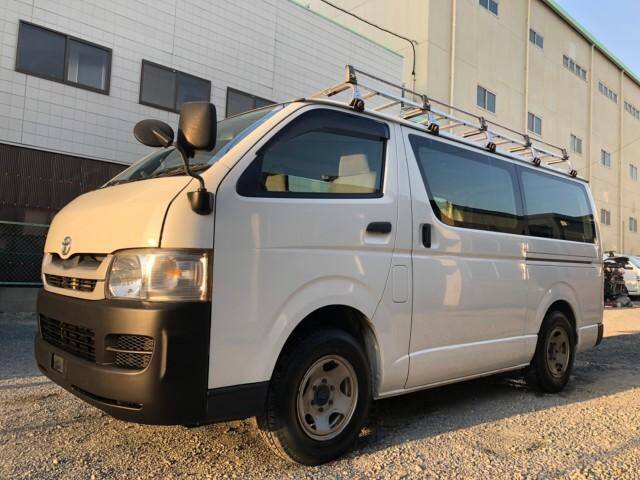 Toyota regius ace van