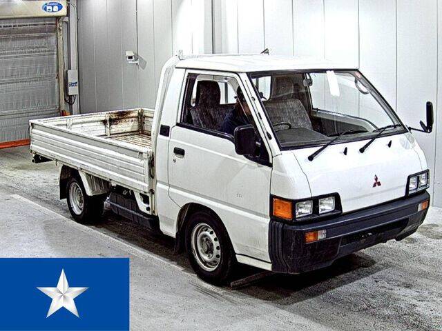 Mitsubishi delica truck