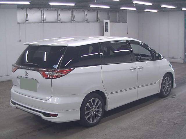 Toyota estima 2019