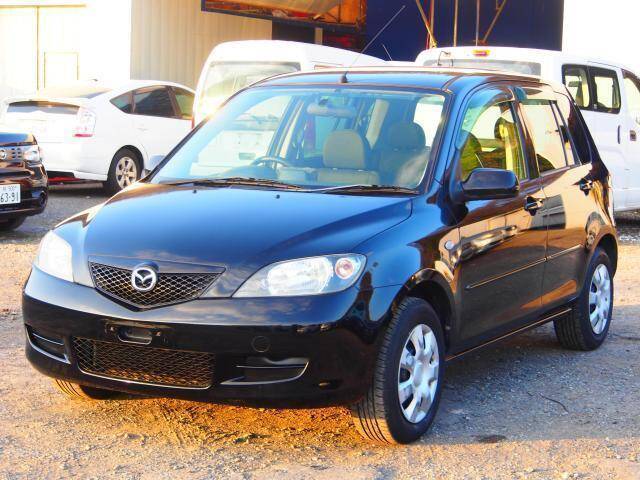 Mazda demio 2005