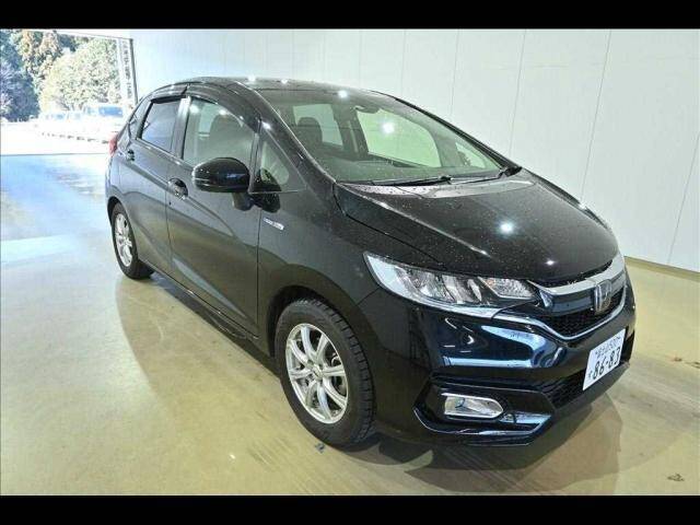 19 Honda Fit Hybrid Ref No Used Cars For Sale Picknbuy24 Com