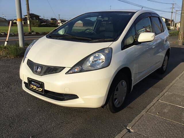10 Honda Fit Jazz Ref No Used Cars For Sale Picknbuy24 Com