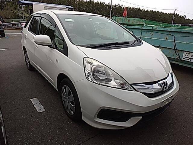 Honda fit shuttle 2014