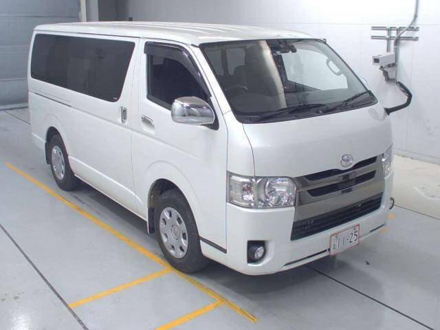 Toyota Hiace h200 gl