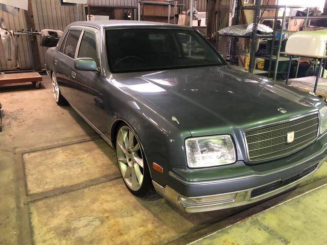 Toyota century 2000