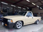 1992 TOYOTA HILUX