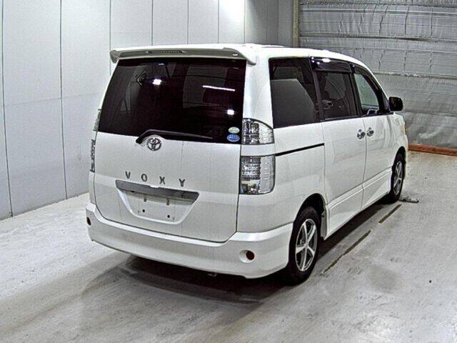 Toyota voxy 2006