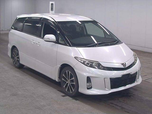 Тойота Toyota previa Estima 2016