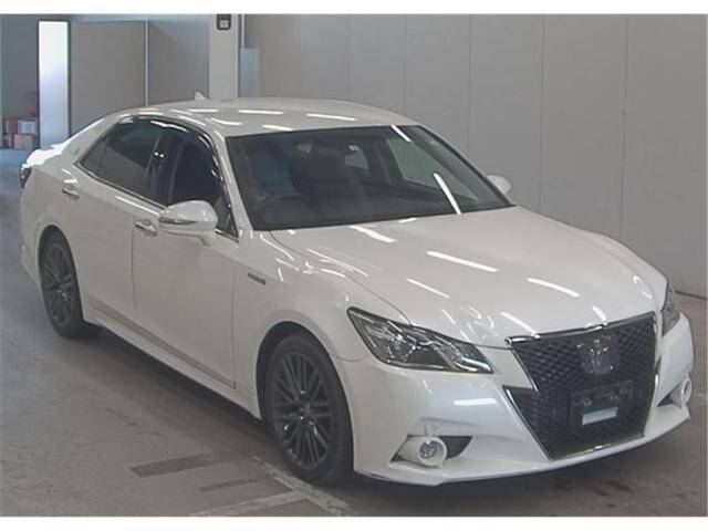 Toyota crown 2014