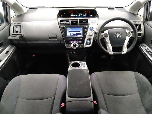TOYOTA　PRIUS　α 2013 TOYOTA PRIUS ALPHA | Ref No.0120644772 | Used Cars for