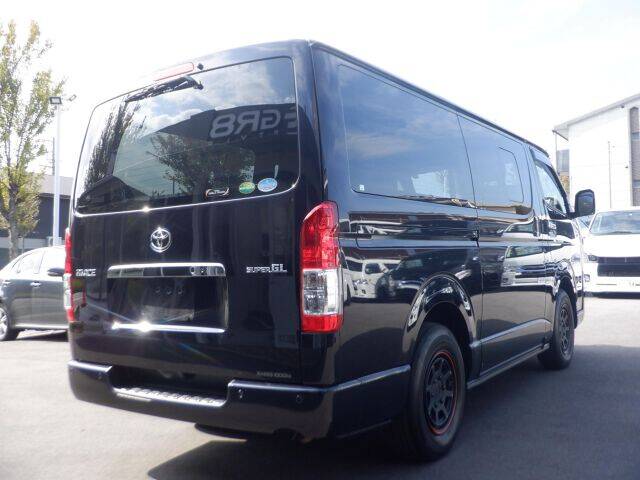 2020 TOYOTA HIACE VAN | Ref No.0120647651 | Used Cars for Sale