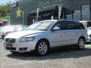 2009 VOLVO V50