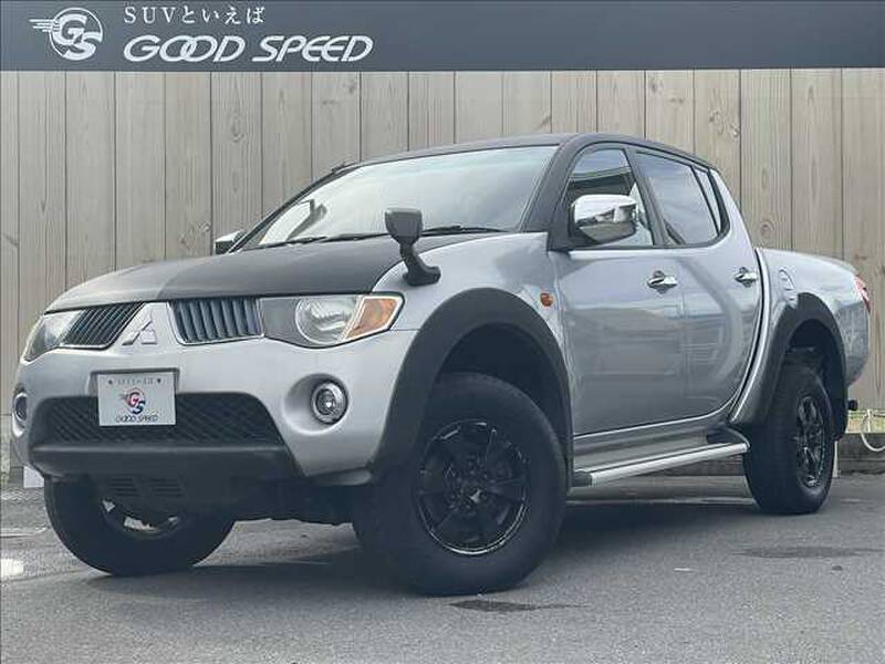 Mitsubishi Triton