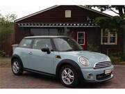 2011 BMW MINI COOPER