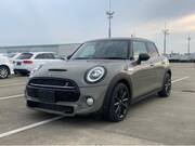 2019 BMW MINI