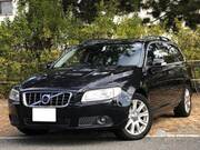 2010 VOLVO V70 2.5T LE