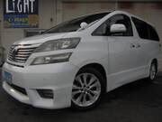 2010 TOYOTA VELLFIRE