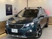 2017 PEUGEOT 5008