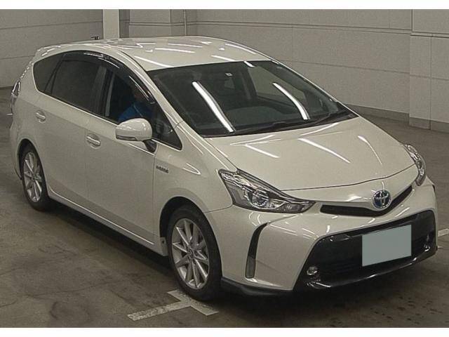 2015 TOYOTA PRIUS ALPHA | Ref No.0120815186 | Used Cars for Sale