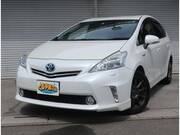 2012 TOYOTA PRIUS ALPHA