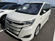 2017 TOYOTA NOAH