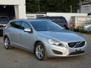 2012 VOLVO V60