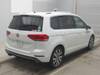 VOLKSWAGEN GOLF TOURAN