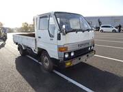 1986 TOYOTA TOYOACE TRUCK 2ton