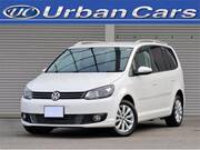 2011 VOLKSWAGEN GOLF TOURAN